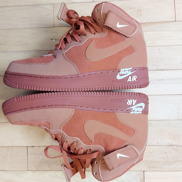Nike Air Force 1 "Dark Russet" - Picture 1 of 2